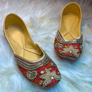 Punjabi Floral Jutti Slipper Flats